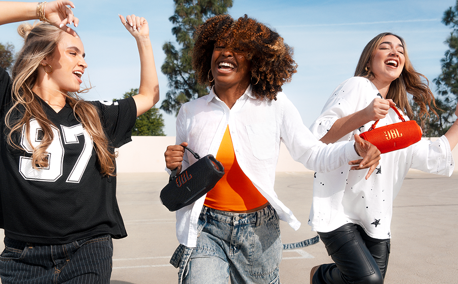 Conexión multialtavoz JBL Charge 6 de Auracast™ - Imagen